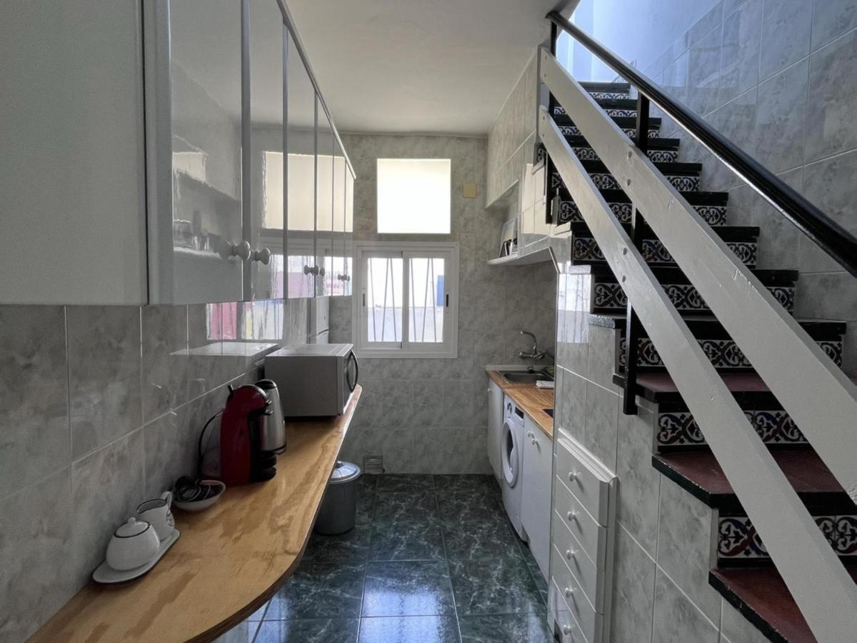 Seaty Center By Gms Apartamentos Фуeнхирола Екстериор снимка
