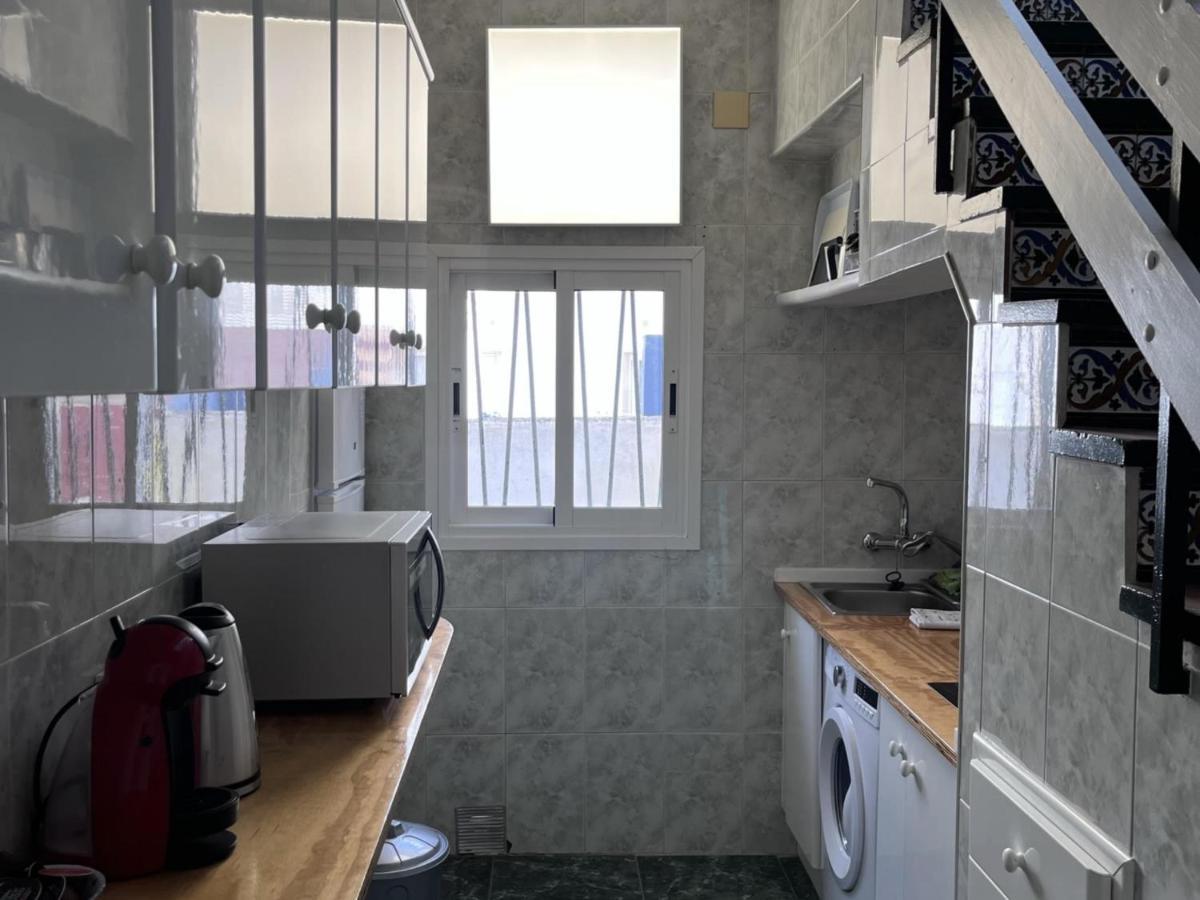 Seaty Center By Gms Apartamentos Фуeнхирола Екстериор снимка